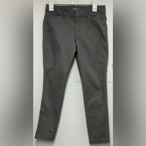Old Navy Women’s Pixie Gray Ankle Cropped Pants Sz 4